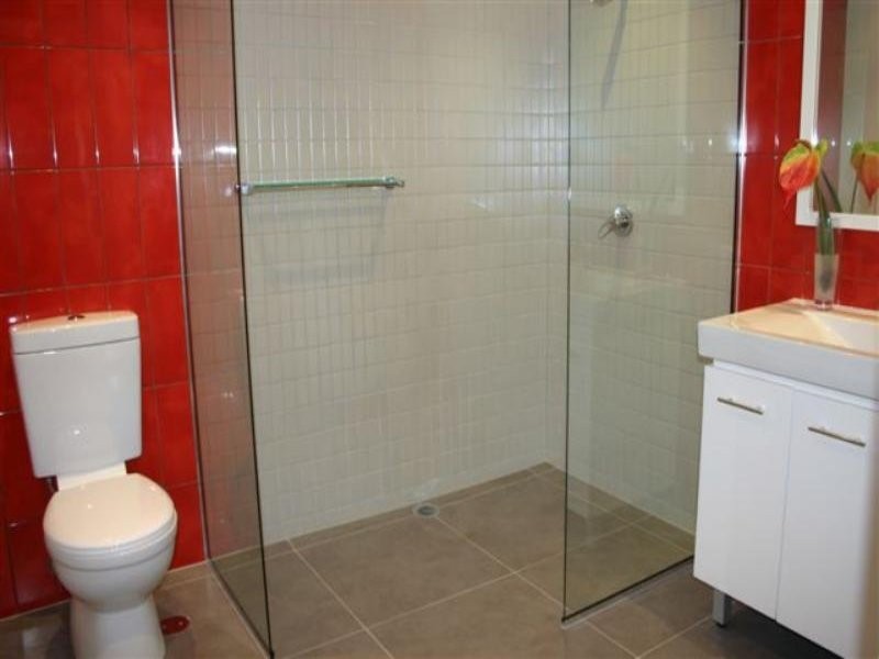 1/11 Tenth Avenue, Railway Estate QLD 4810