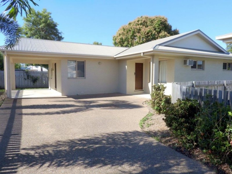 13B Moor Court, Kelso QLD 4815