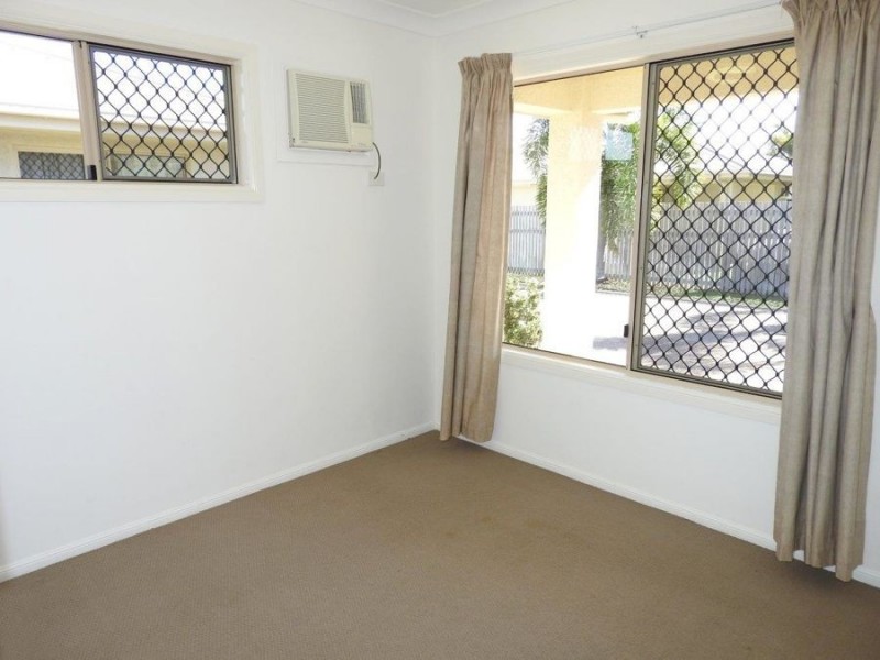 13B Moor Court, Kelso QLD 4815