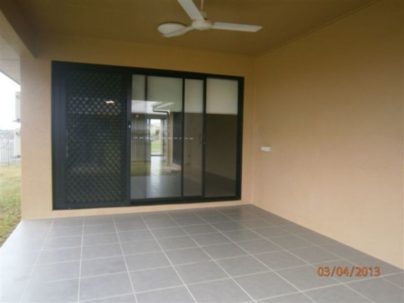 31 Laurie Motti Parade, Kirwan QLD 4817