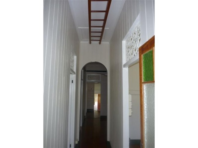 West End QLD 4810