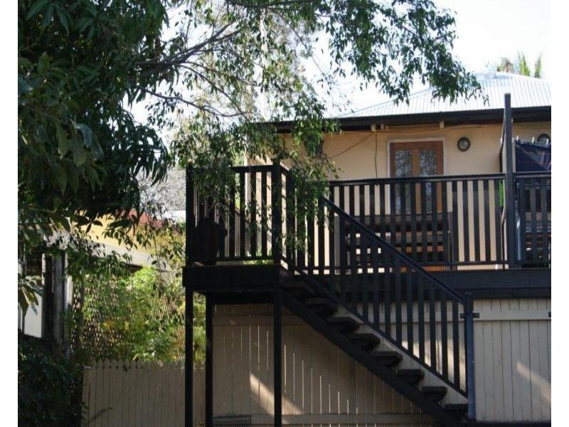 3/12 Knapp Street, Townsville City QLD 4810