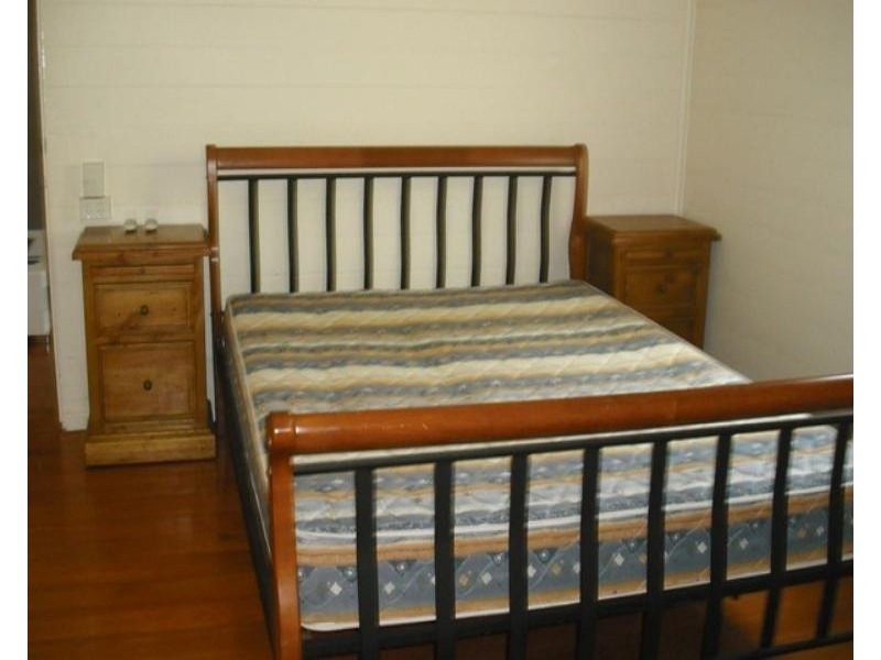 3/12 Knapp Street, Townsville City QLD 4810