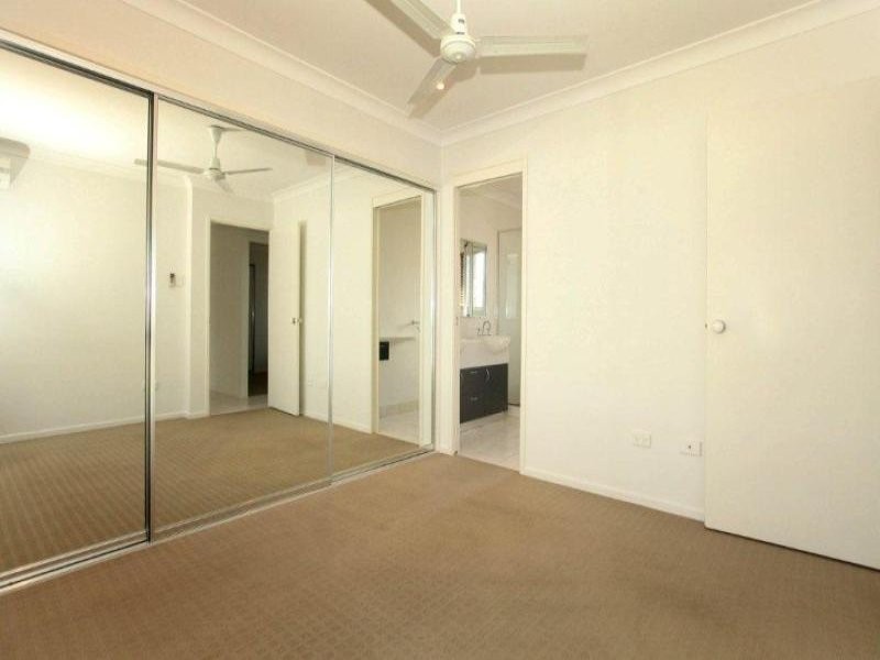 6 Kempton Chase, Burdell QLD 4818