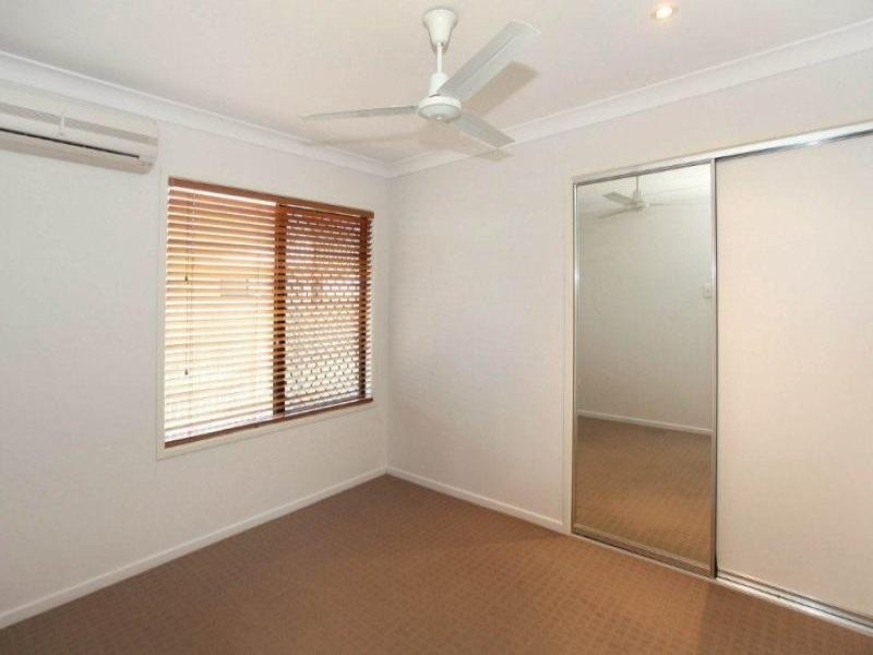 6 Kempton Chase, Burdell QLD 4818