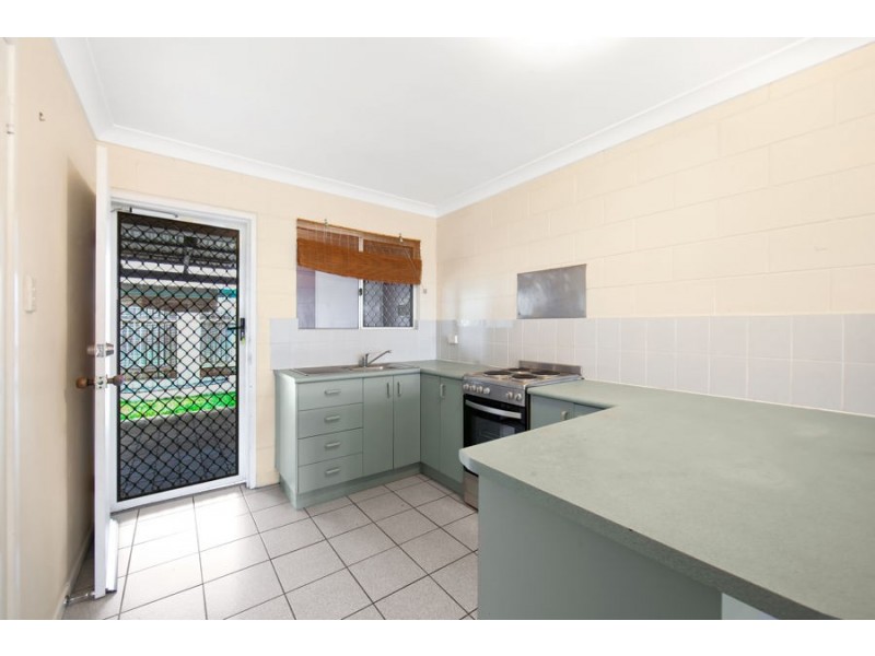 12/28 Henry Street, West End QLD 4810
