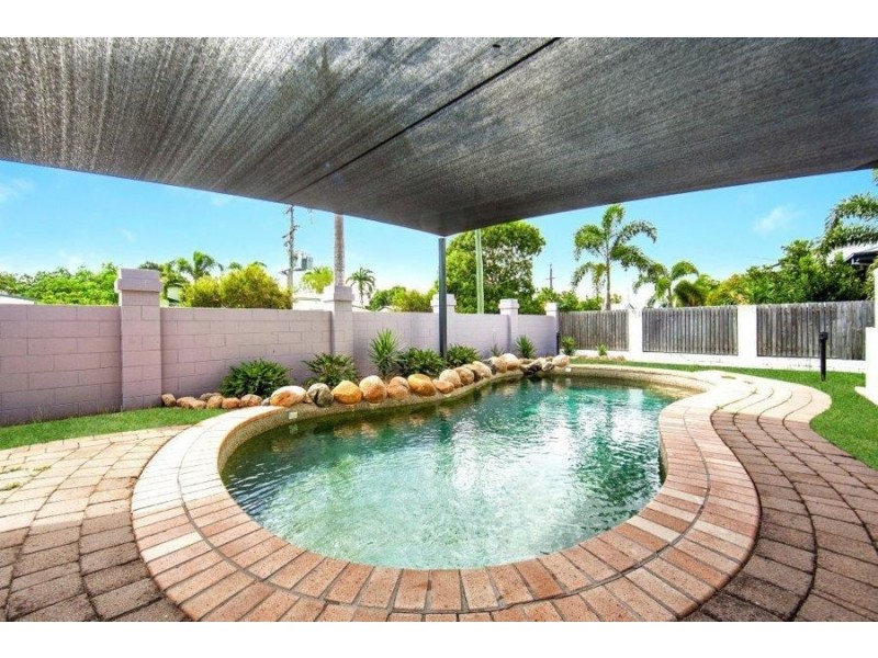 12/28 Henry Street, West End QLD 4810