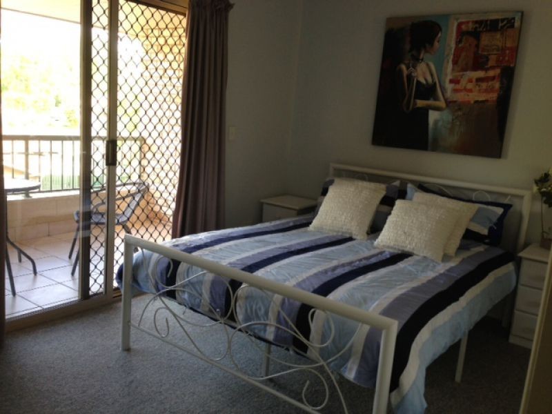 4/123 Eyre Street, North Ward QLD 4810