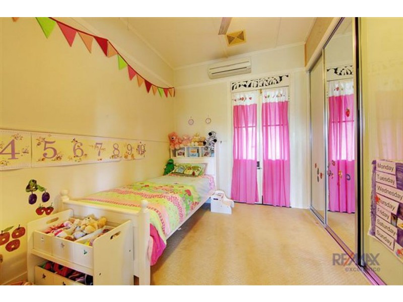 22 Yates Street, Railway Estate QLD 4810