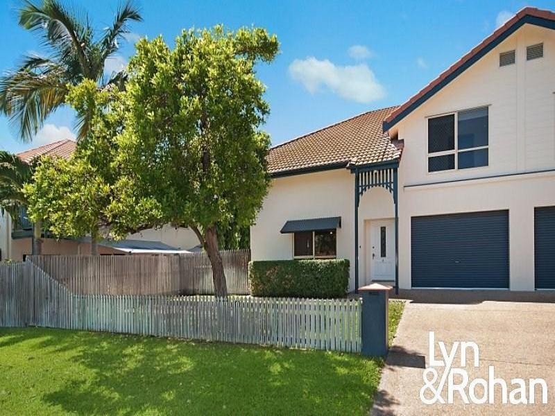 2/22 Primrose Street, North Ward QLD 4810