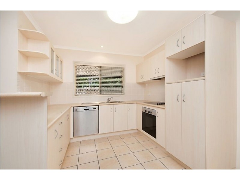 2/22 Primrose Street, North Ward QLD 4810