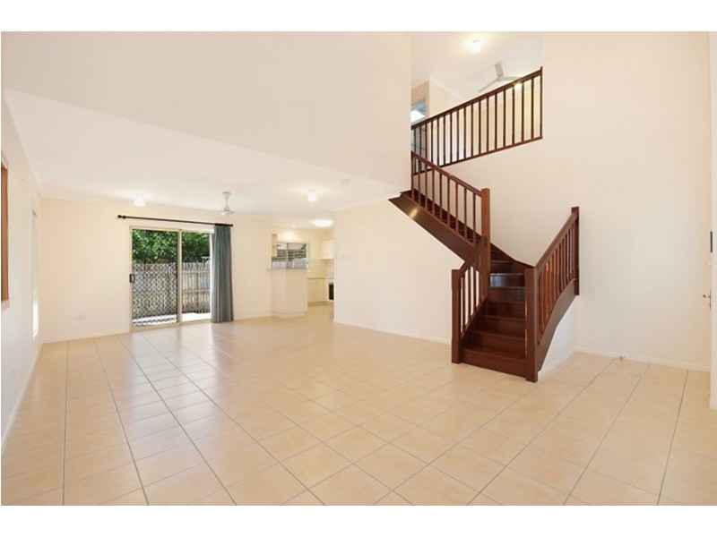 2/22 Primrose Street, North Ward QLD 4810