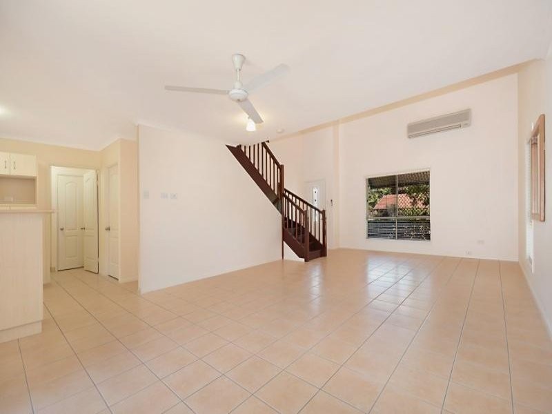 2/22 Primrose Street, North Ward QLD 4810