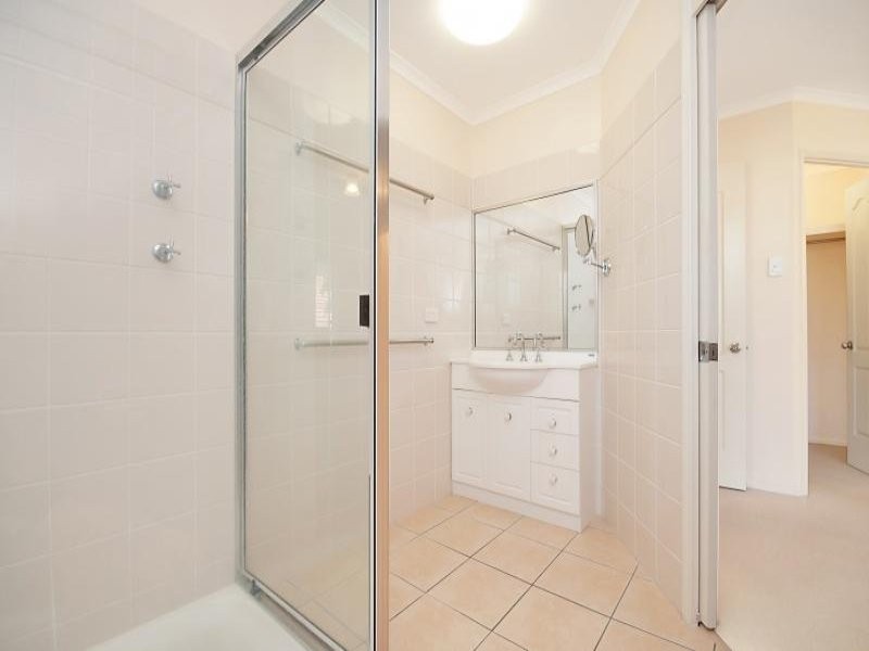 2/22 Primrose Street, North Ward QLD 4810