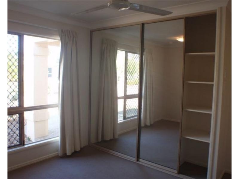4 Blue Lake Court, Kirwan QLD 4817