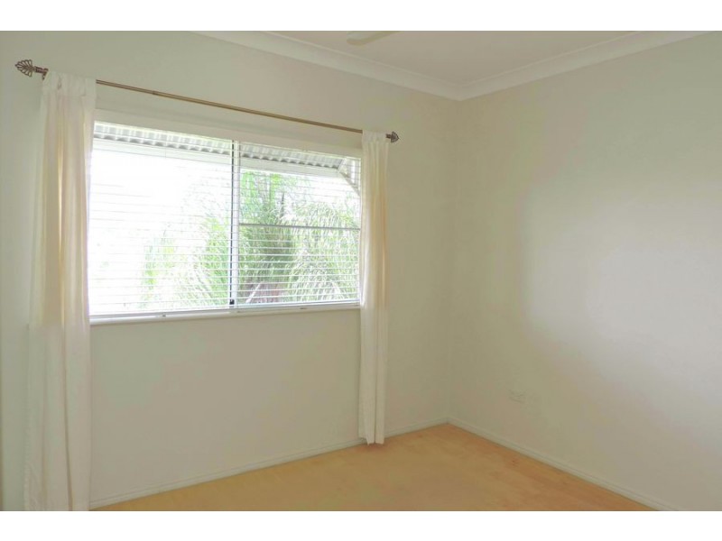 13/12-14 Martinez Avenue, West End QLD 4810