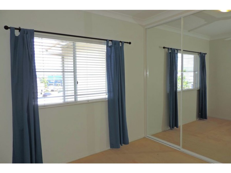 13/12-14 Martinez Avenue, West End QLD 4810