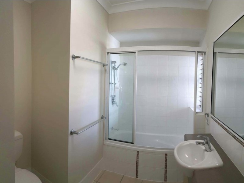 13/12-14 Martinez Avenue, West End QLD 4810