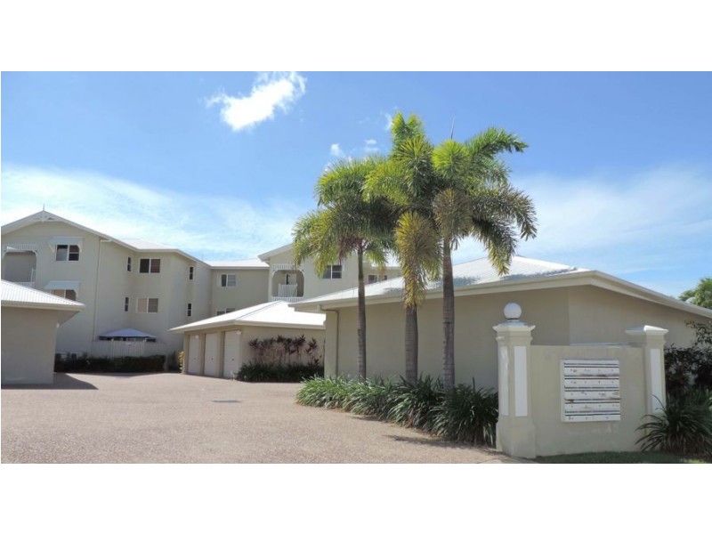 13/12-14 Martinez Avenue, West End QLD 4810