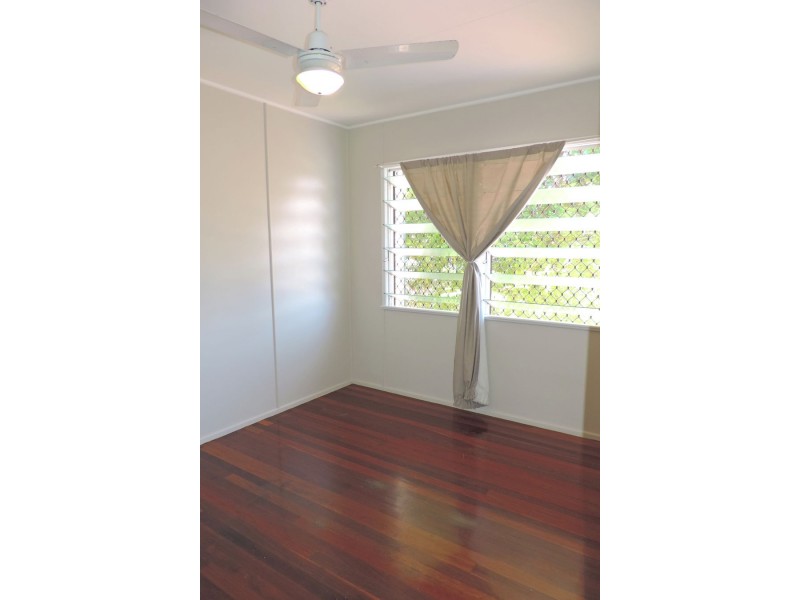 4/8 Price Street, Belgian Gardens QLD 4810