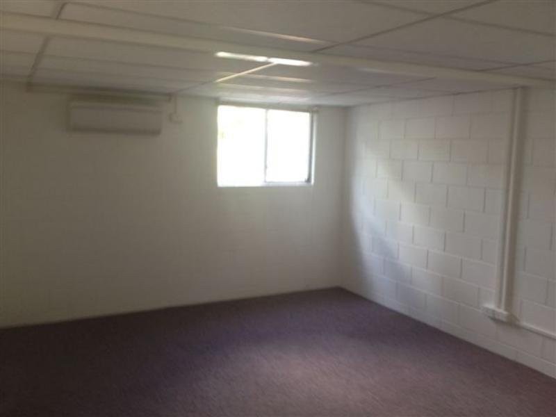 16 Isley Street, North Ward QLD 4810