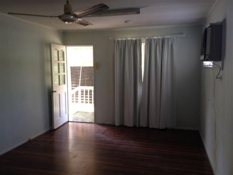 20 Sycamore Street, Pimlico QLD 4812