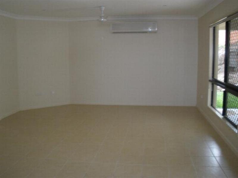 9 San Antonio Court, Mount Louisa QLD 4814