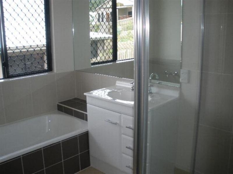 9 San Antonio Court, Mount Louisa QLD 4814