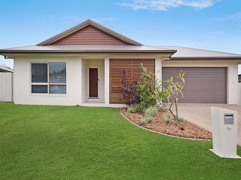 Bushland Beach QLD 4818