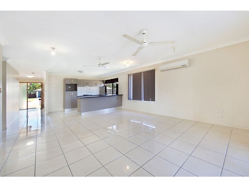 7 Summerland Drive, Deeragun QLD 4818