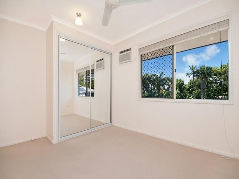 2/22 Primrose Street, North Ward QLD 4810