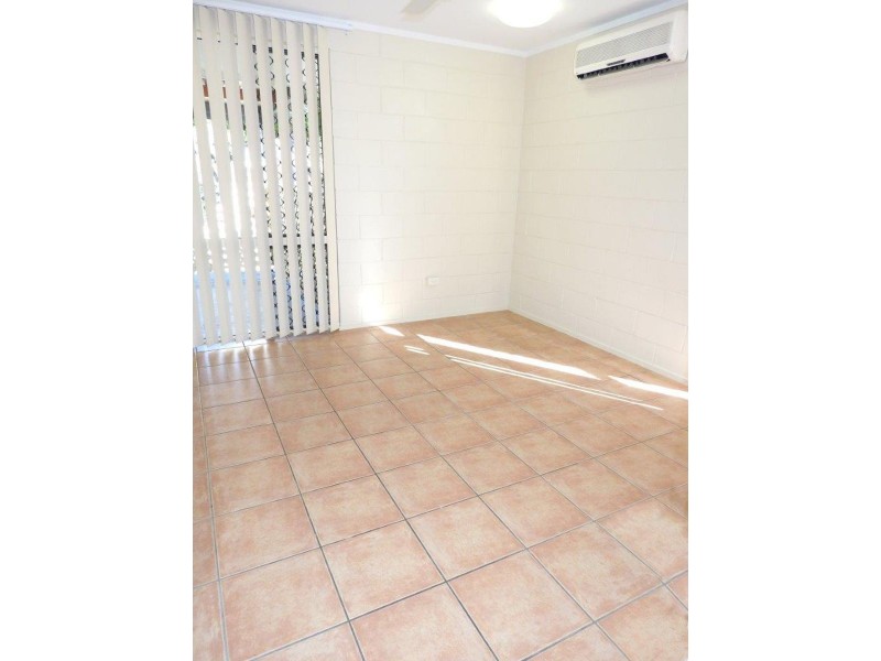 1/423 Ross River Road, Cranbrook QLD 4814