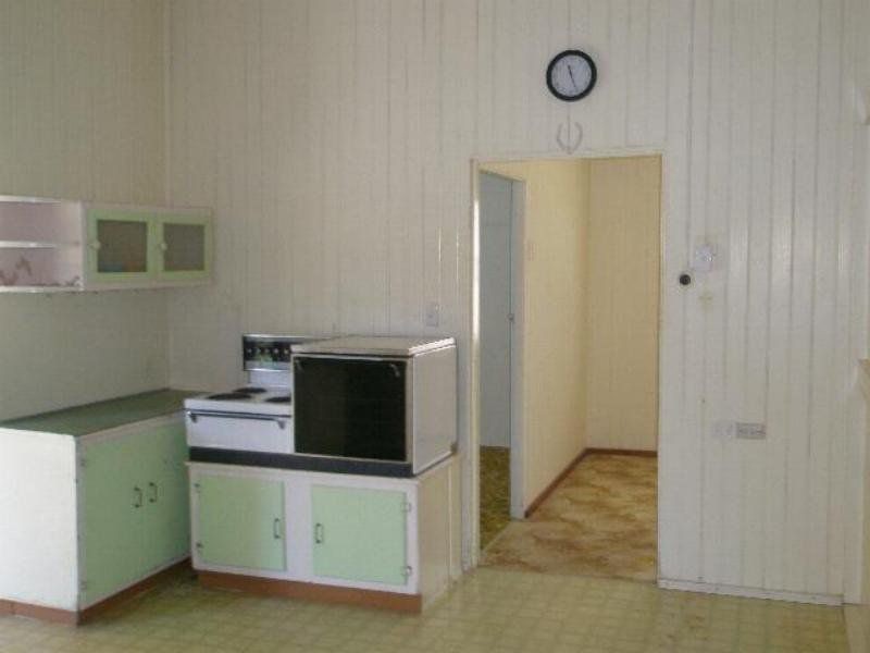 Railway Estate QLD 4810