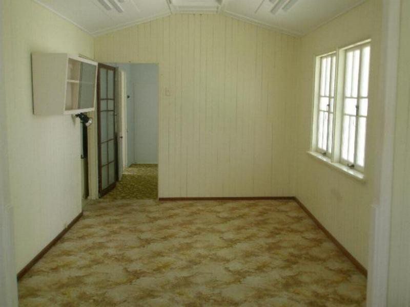 Railway Estate QLD 4810