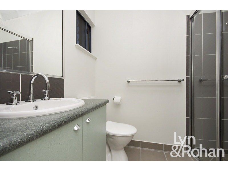 11 Yanooa Court, Bushland Beach QLD 4818