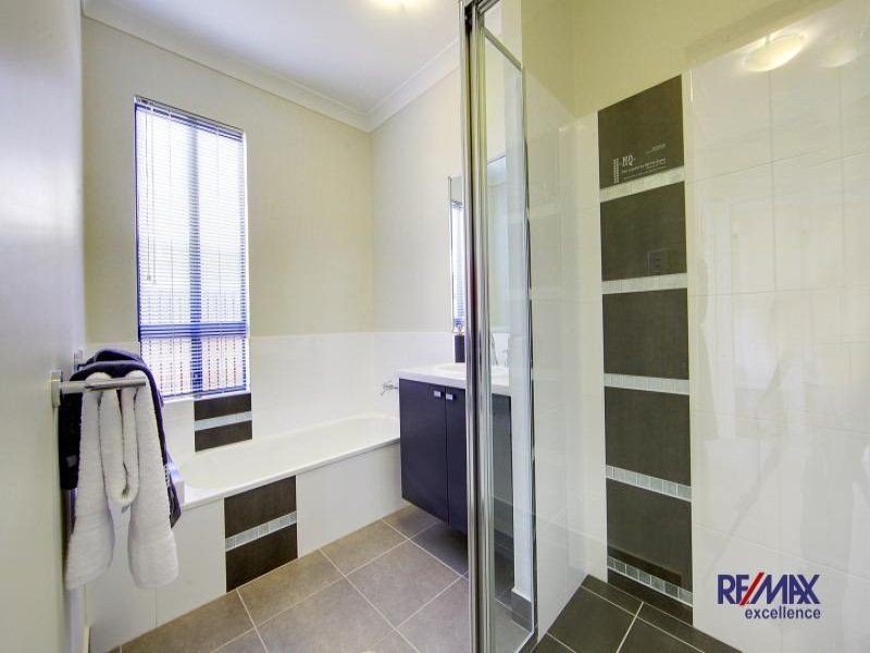 11 Saba Street, Burdell QLD 4818