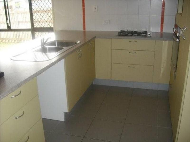 31 Laurie Motti Parade, Kirwan QLD 4817