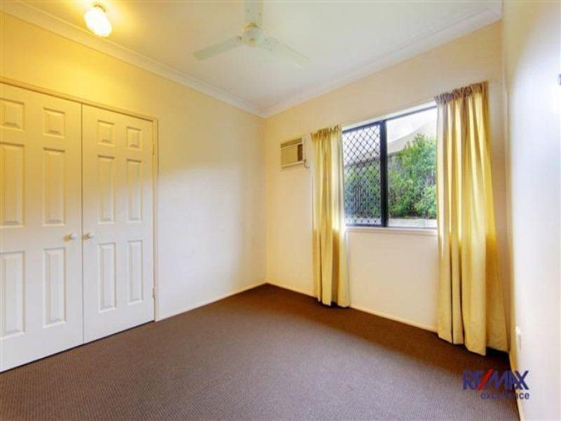 1 Minaret Way, Mount Louisa QLD 4814