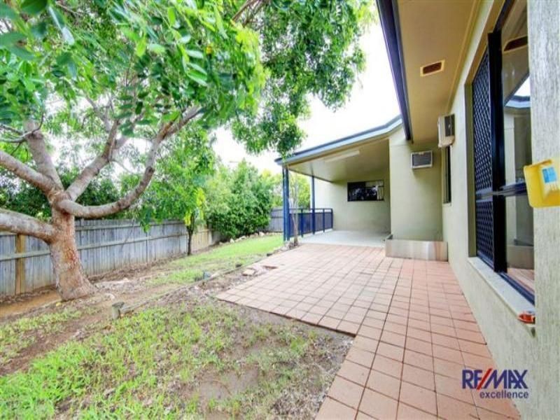 1 Minaret Way, Mount Louisa QLD 4814