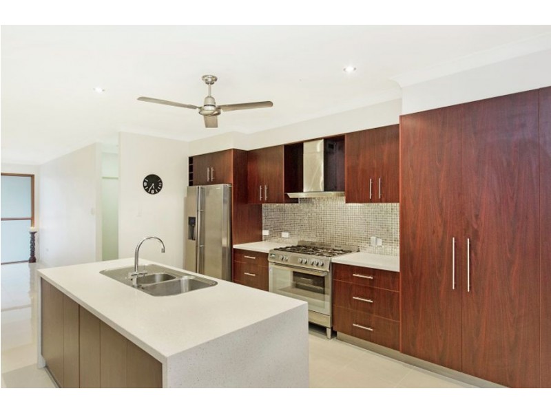 83 Klewarra Boulevard, Douglas QLD 4814