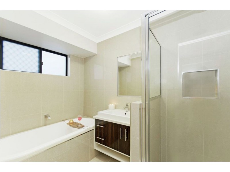 83 Klewarra Boulevard, Douglas QLD 4814