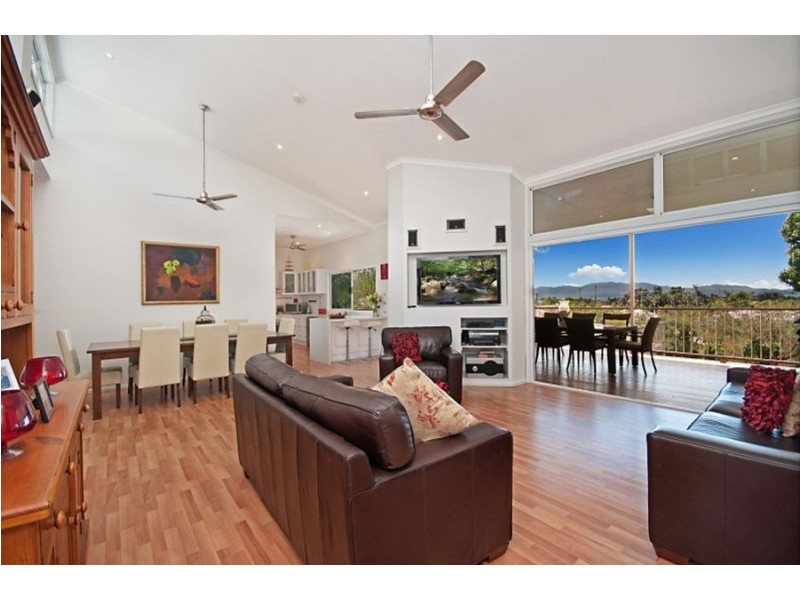 26 Alexandra St, North Ward QLD 4810