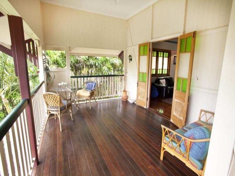 52 Norris St, Hermit Park QLD 4812