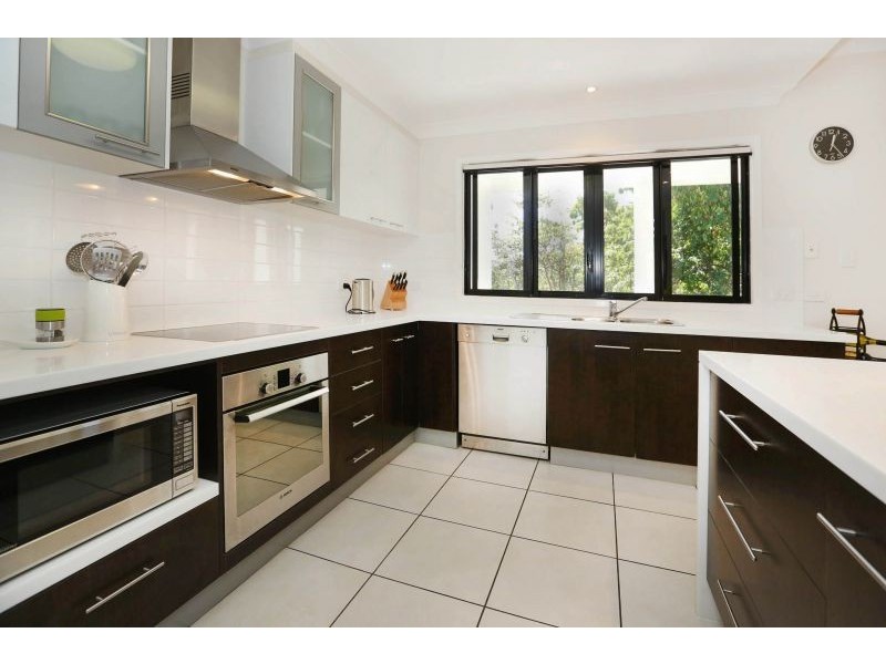 11 Margarita Ct, Bushland Beach QLD 4818