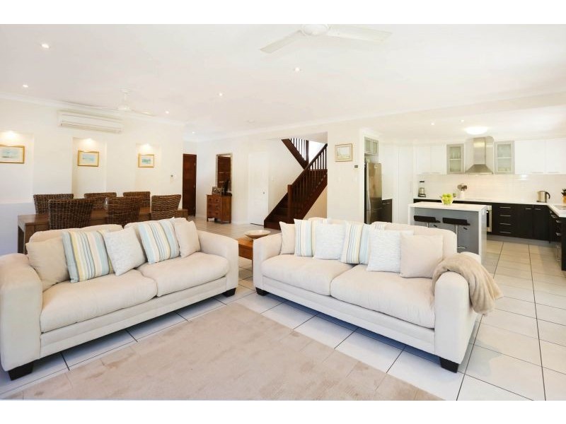 11 Margarita Ct, Bushland Beach QLD 4818