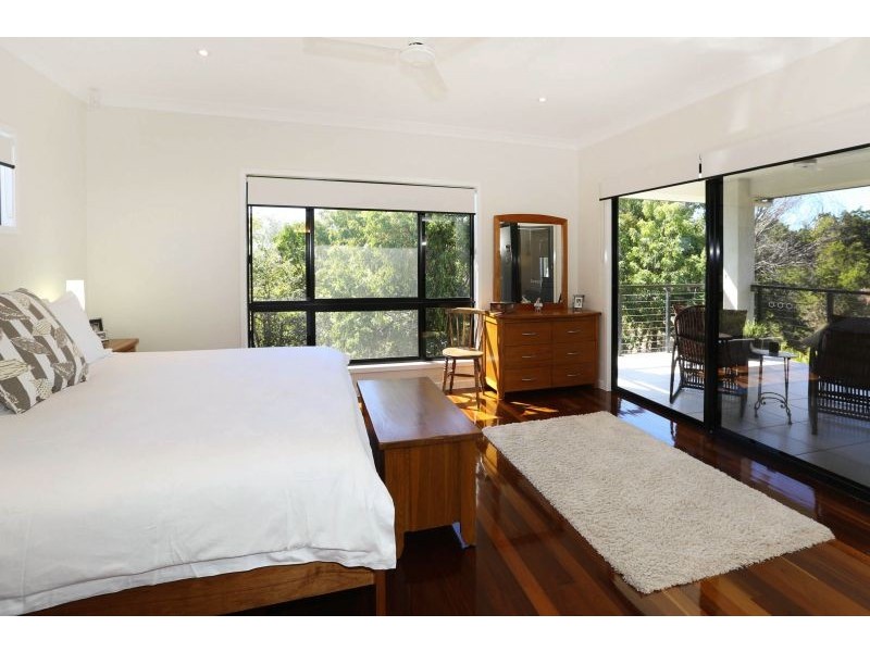 11 Margarita Ct, Bushland Beach QLD 4818