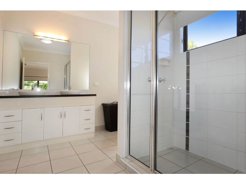 11 Margarita Ct, Bushland Beach QLD 4818