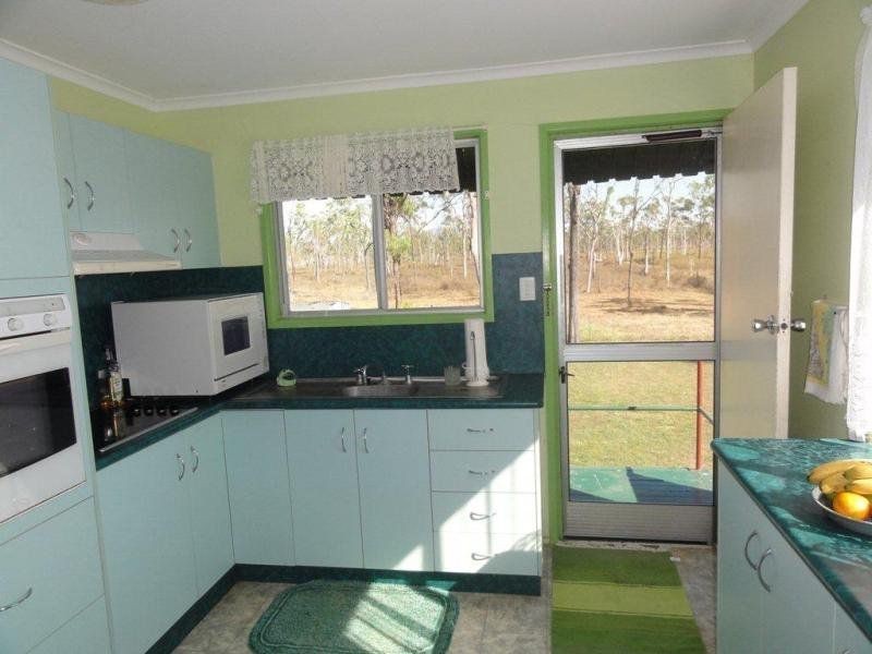 127 Haynes Rd, Jensen QLD 4818