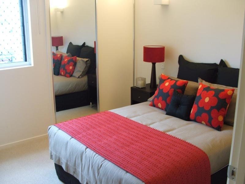 1/96 Mitchell St, North Ward QLD 4810