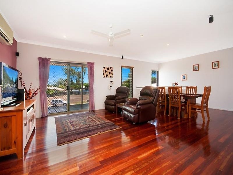 11 Marita Ct, Bushland Beach QLD 4818